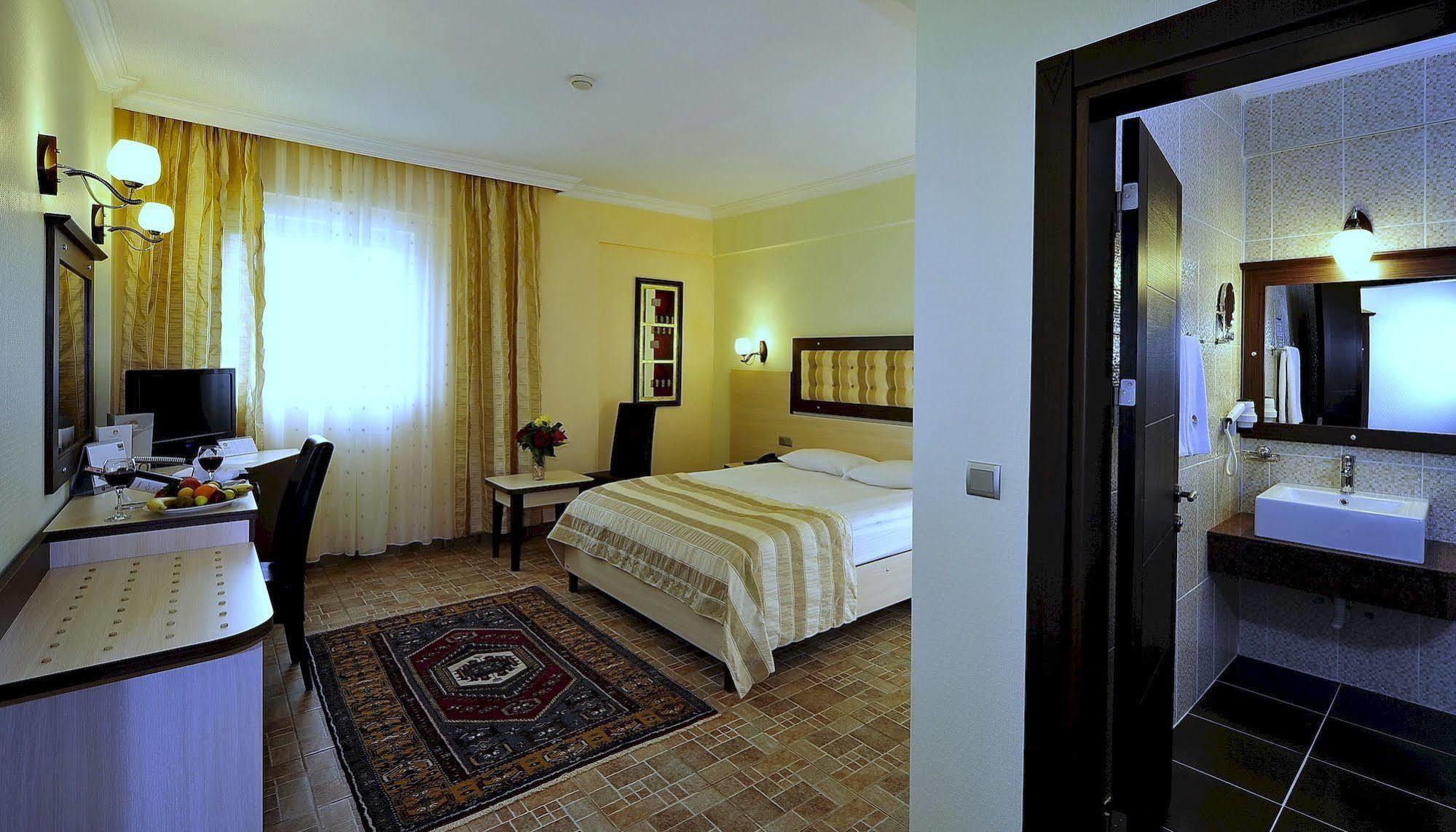 Monark Hotel Cappadocia Невшехир Экстерьер фото